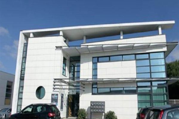 Tic incubator offices for rent in La Rochelle France 