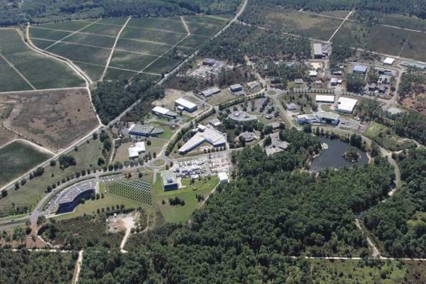 Land for sale or rent in technopole Bordeaux 