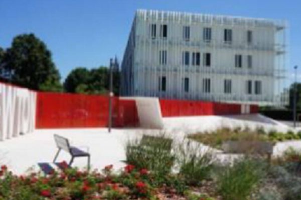 Office space to rent in the Hélioparc technopole in Pau 