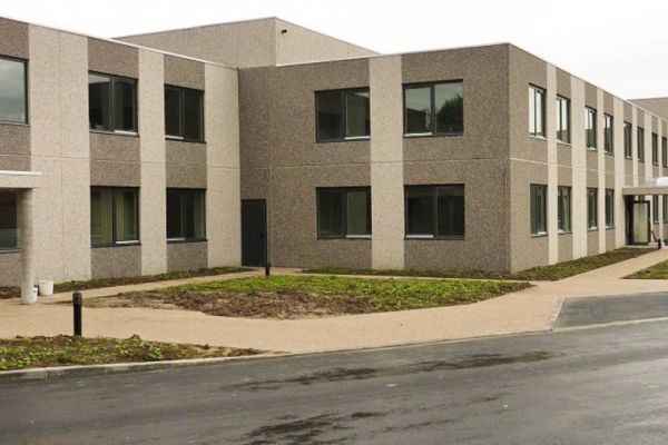 business offices fr rent in business centre in Dunkirk France 