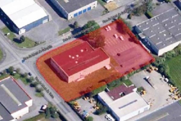 Premises to let or to buy south of Lille