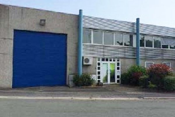 Premises to rent industrial park near Lille