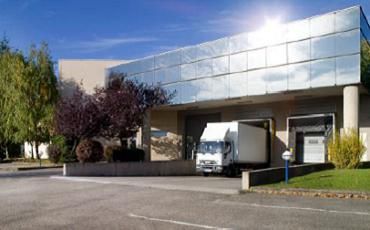 Warehouse for rent in Miribel to set up a company in Lyon