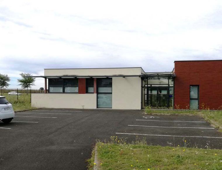 Offices spaces in tertiary park in Centre Val de Loire 