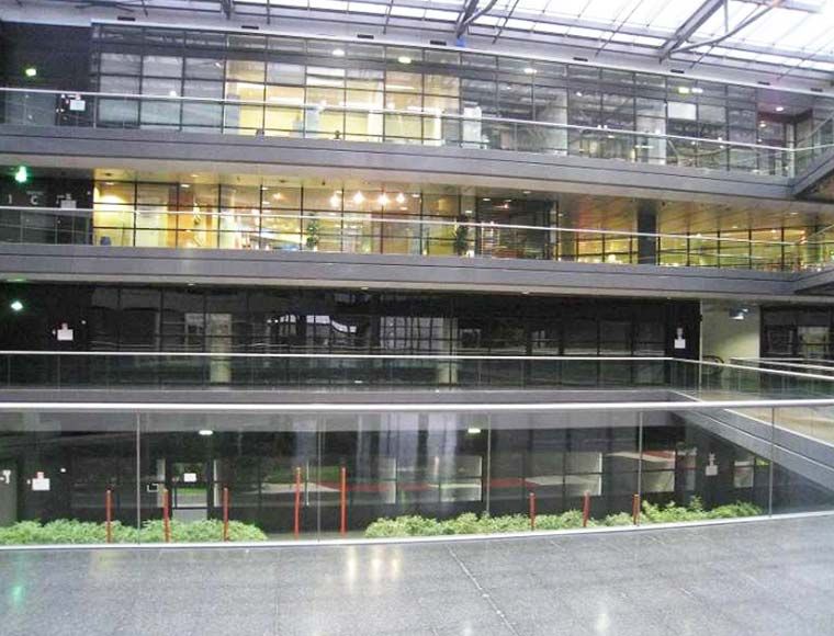 Commercial office spaces for rent in Lille business district